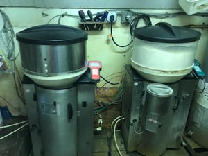 Holle Calf Feeder